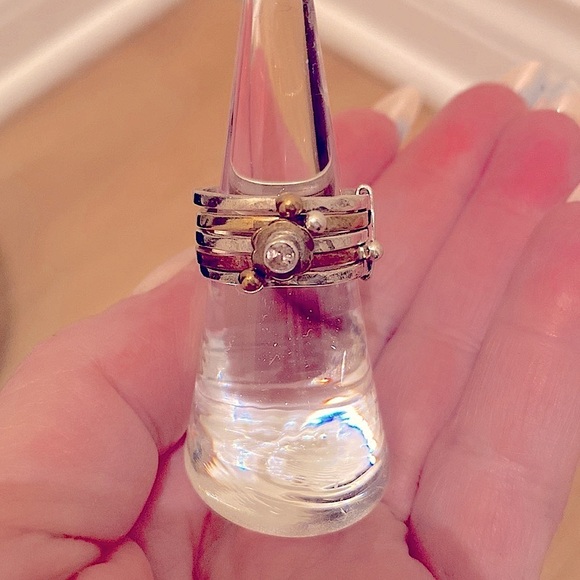 ✅Stacked silver (925) & plated rings w/ centre flower & pink CZ stone. 🌸 - Picture 3 of 8